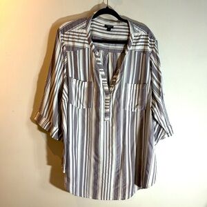TORRID HARPER Sz 4 (vanity) Blouse Tab Sleeves Stripes Patch Pockets V-Neck
